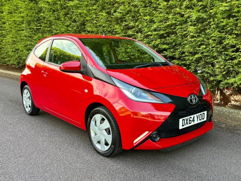 TOYOTA AYGO 1.0 VVT-i x-play Euro 5 3dr Euro 5
